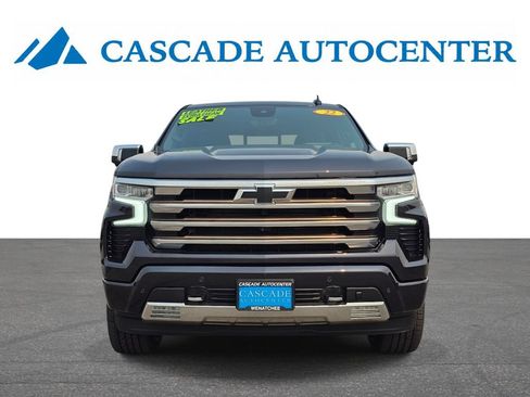 Certified 2022 Chevrolet Silverado 1500 High Country w/ Technology Package AWD/4WD image 15