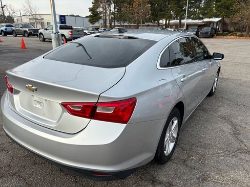 Used 2021 Chevrolet Malibu LS image 5