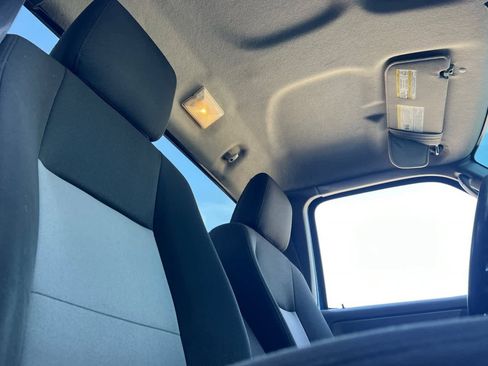 Used 2010 Ford Ranger XL image 18