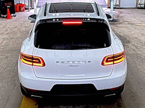 Used 2018 Porsche Macan AWD/4WD image 5