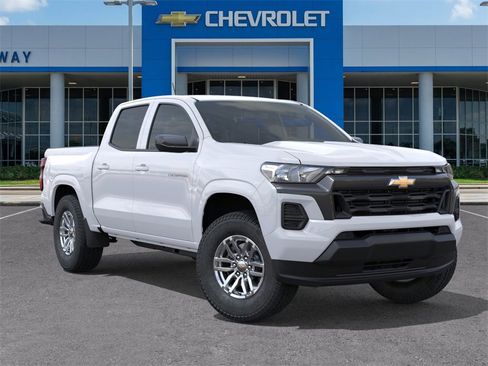 New 2025 Chevrolet Colorado LT w/ Advanced Trailering Package image 7