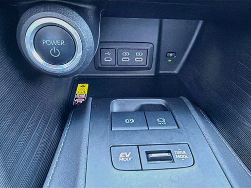 Used 2024 Toyota Venza Nightshade AWD/4WD image 30