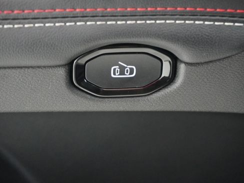 Used 2024 Dodge Charger R/T w/ Plus Group image 11