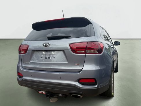 Used 2020 Kia Sorento LX w/ LX I4 Convenience Package image 4