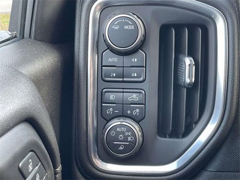 Used 2021 Chevrolet Silverado 1500 LTZ w/ LTZ Premium Package image 17