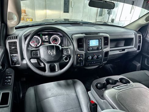 Used 2019 RAM 1500 Express w/ Express Value Package AWD/4WD image 20