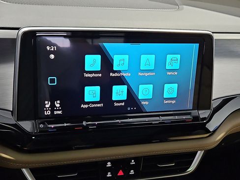 New 2026 Volkswagen Atlas Cross Sport SE FWD image 20
