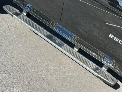 Used 2023 Chevrolet Silverado 2500 High Country image 17