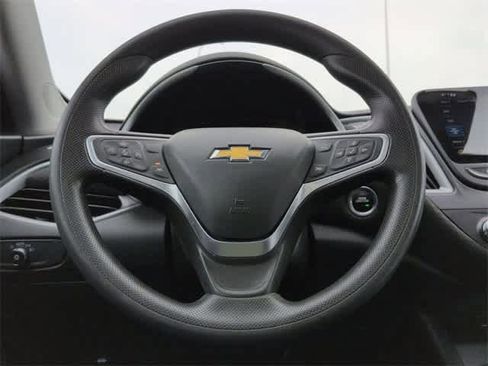 Used 2023 Chevrolet Malibu LT image 25
