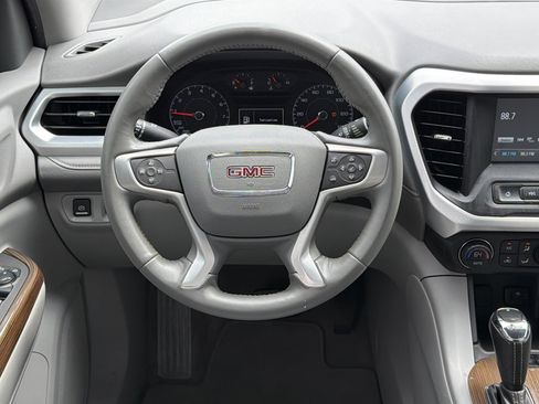 Used 2019 GMC Acadia SLE FWD image 13