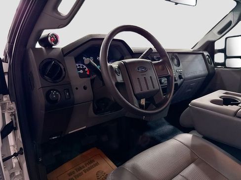 Used 2014 Ford F250 XL RWD image 10