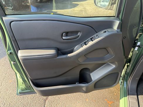 New 2026 Nissan Frontier SV w/ SV Convenience Package image 17