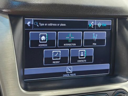 Used 2017 GMC Yukon SLT w/ Open Road Package AWD/4WD image 39