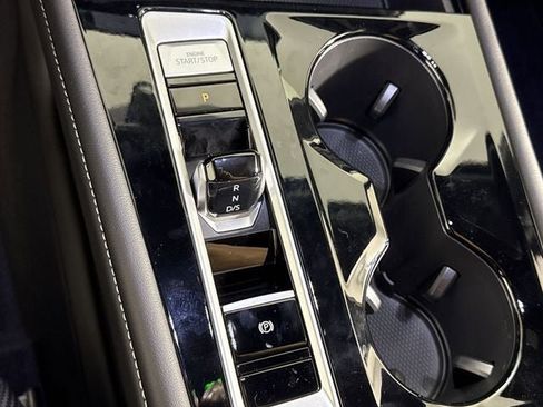 New 2026 Volkswagen Atlas Cross Sport SE image 20