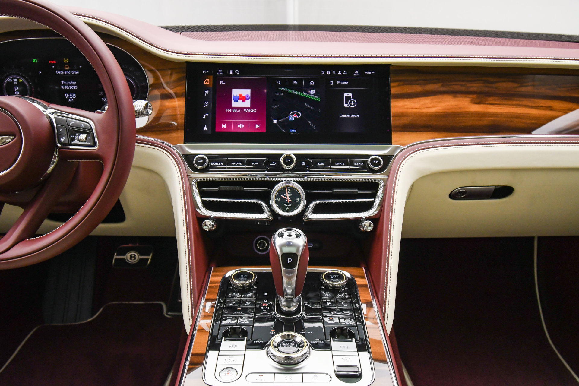 New 2026 Bentley Flying Spur V8 AWD/4WD image 36