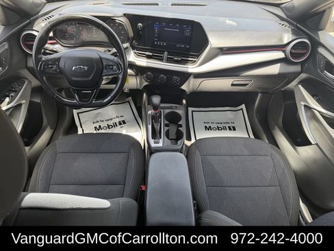 Used 2024 Chevrolet Trax RS FWD image 10