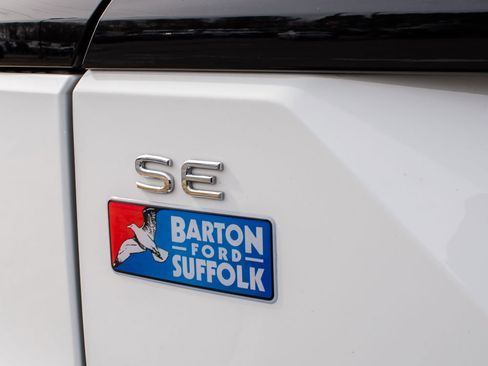 Used 2024 Volkswagen Atlas Peak Edition SE image 12