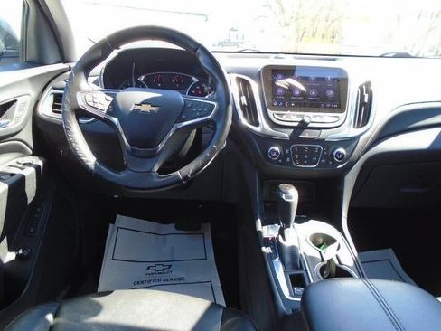 Used 2021 Chevrolet Equinox Premier w/ Redline Edition image 17