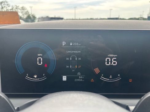 Used 2025 Hyundai Tucson SEL FWD image 35