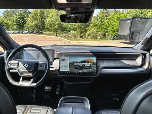 Used 2023 Rivian R1S Launch Edition AWD/4WD image 19