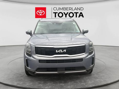 Used 2022 Kia Telluride EX w/ EX Premium Package FWD image 8