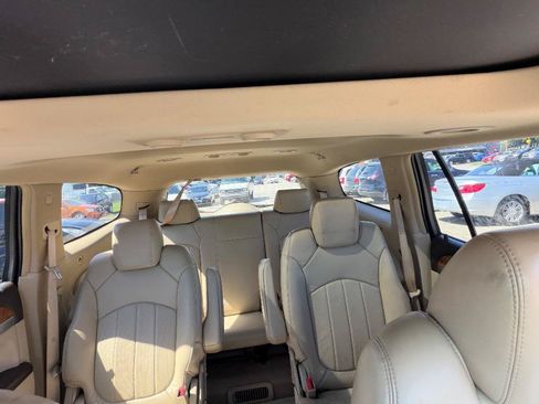 Used 2010 Buick Enclave CXL w/ LPO, Cargo Convenience Pkg AWD/4WD image 19
