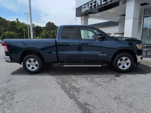 Used 2022 RAM 1500 Big Horn AWD/4WD image 10