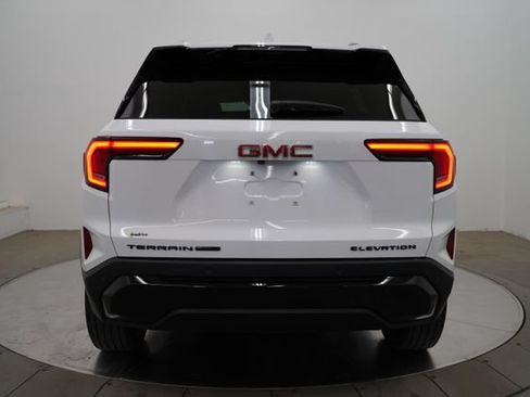 Used 2025 GMC Terrain Elevation w/ Black Edition AWD/4WD image 6