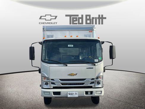 New 2025 Chevrolet Low Cab Forward image 5
