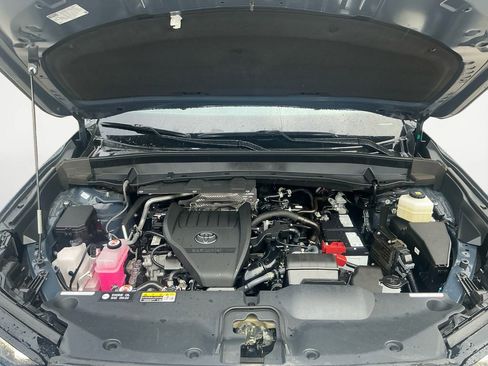 Used 2024 Toyota Grand Highlander Limited image 18