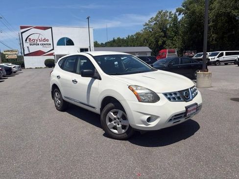Used 2015 Nissan Rogue S AWD/4WD image 2