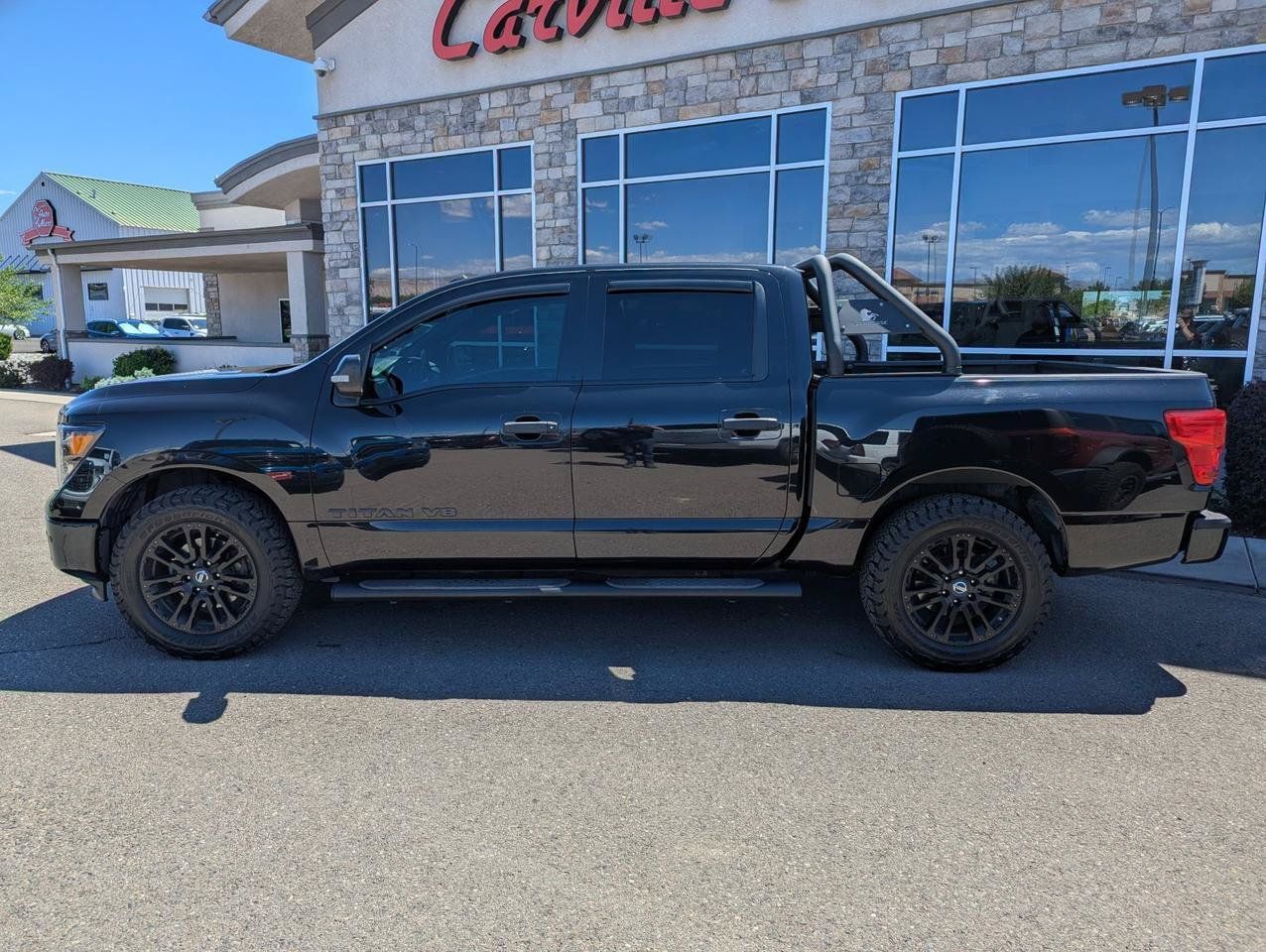 Used 2019 Nissan Titan SV w/ SV Convenience Package AWD/4WD image 2