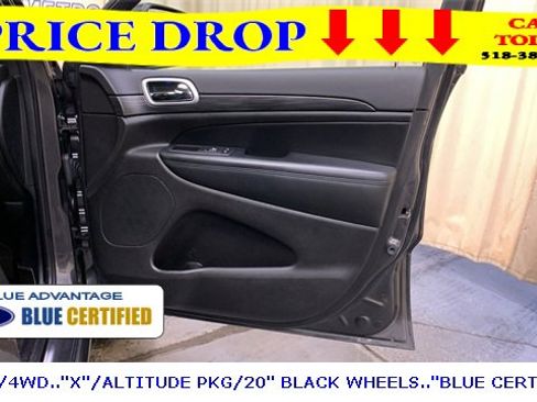 Used 2021 Jeep Grand Cherokee Laredo X image 12