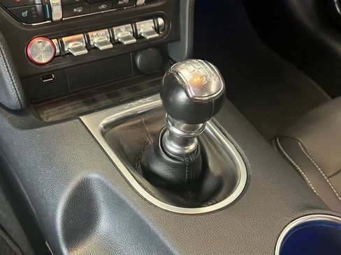 Used 2022 Ford Mustang GT Premium RWD image 25