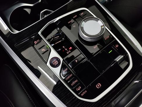 New 2026 BMW X7 xDrive40i w/ M Sport Package image 23