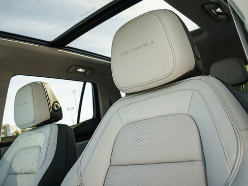 New 2026 GMC Terrain Denali w/ LPO, Floor Liner Package image 20