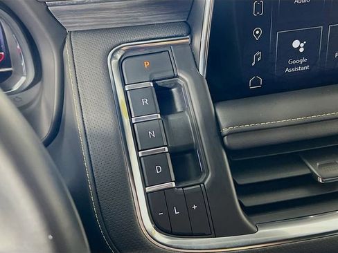 Used 2024 GMC Yukon SLT image 22