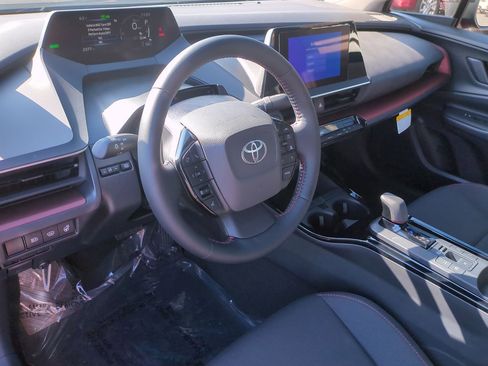 Used 2026 Toyota Prius Plug-In Hybrid image 13