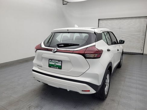 Used 2021 Nissan Kicks S image 7