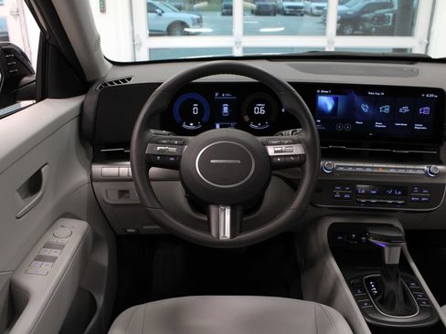 Used 2026 Hyundai Kona SEL Sport AWD/4WD image 16