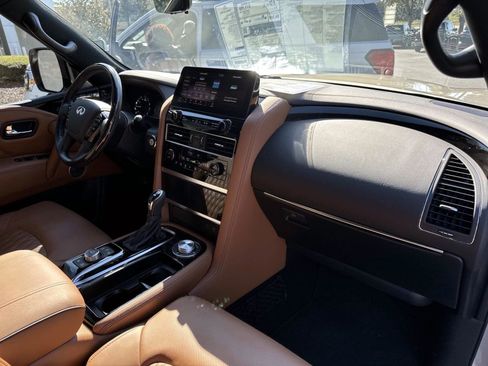 Certified 2024 INFINITI QX80 Sensory w/ Cargo Package image 16