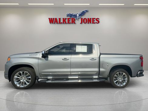 Used 2024 Chevrolet Silverado 1500 High Country w/ High Country Premium Package image 4