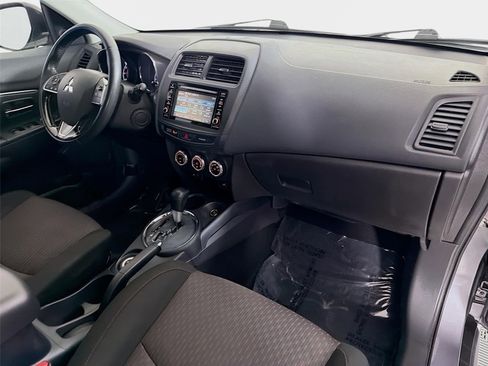 Used 2016 Mitsubishi Outlander Sport SE AWD/4WD image 27