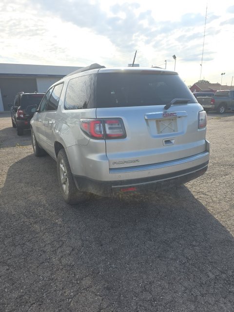 Used 2016 GMC Acadia SLE FWD image 4