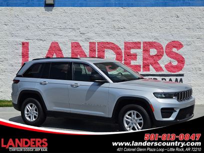 Used 2024 Jeep Grand Cherokee Laredo