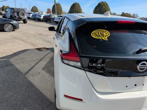 Used 2019 Nissan Leaf SV Plus w/ SV Plus Technology Package image 7