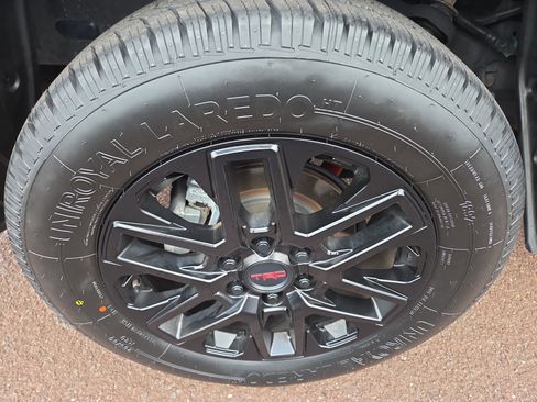 Used 2022 Toyota Tundra SR5 w/ TRD Sport Package image 10