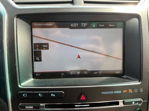Used 2016 Ford Explorer Platinum AWD/4WD image 26