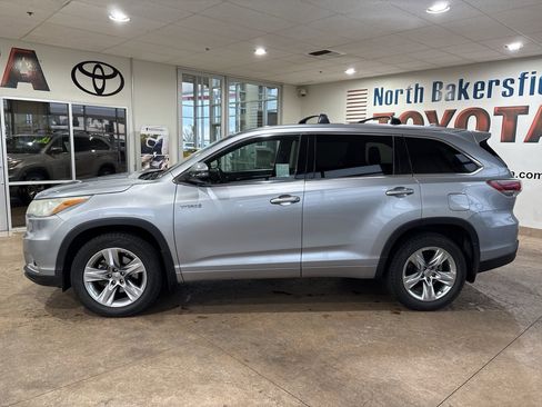 Used 2015 Toyota Highlander Limited image 7