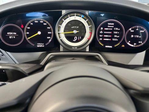 Used 2022 Porsche 911 GT3 RWD image 12